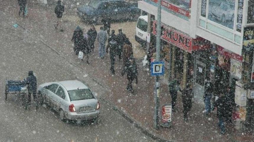 Van'da Kar Yağışı Ve Sis