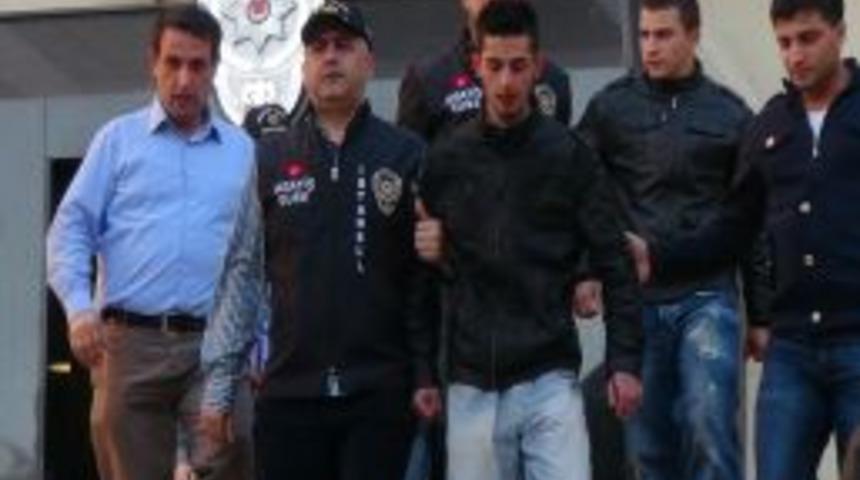 Fenerbah&ccedil;e&rsquo;ye Ceza Aldıran Meşaleli Fanatikler Serbest Bırakıldı