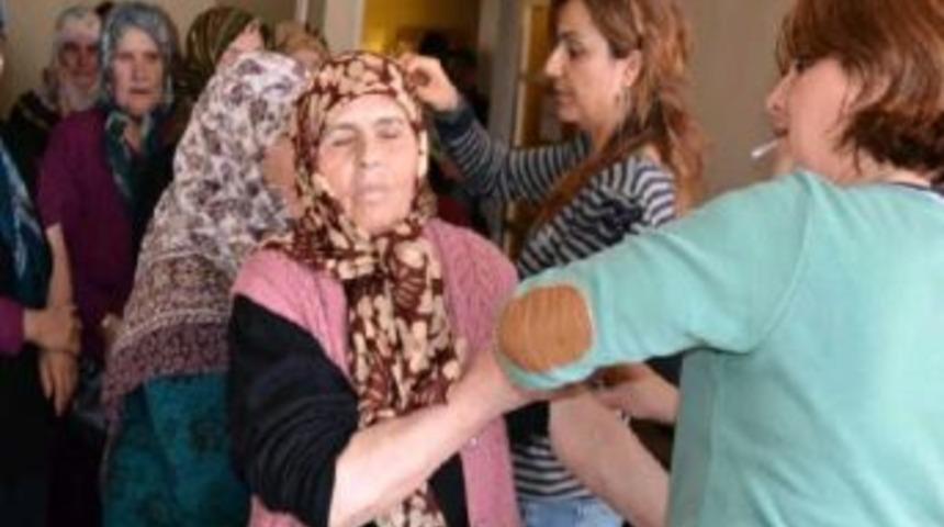 Umreye Gidecek Olanlara Aşı Yapılıyor