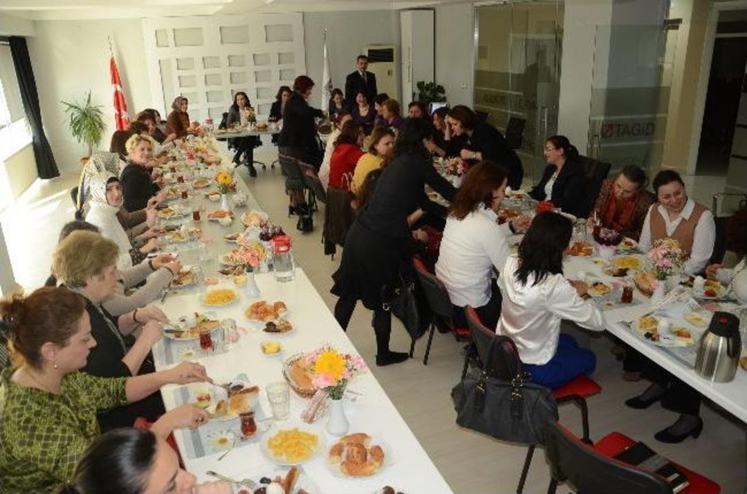 Tagid &Ccedil;orlu&rsquo;daki Stk&rsquo;ların Kadınlarını Buluşturdu