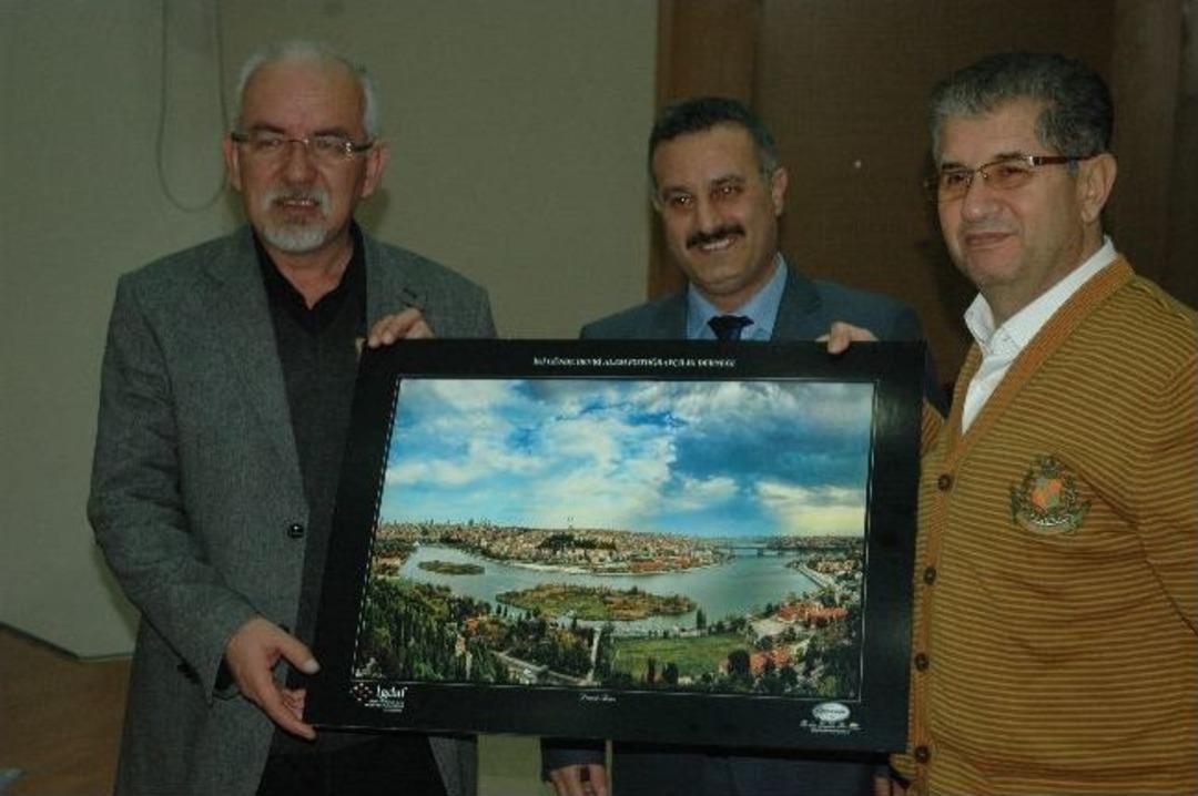 &Ccedil;orlu Devlet Hastanesi Koridorları Sergi Salonuna D&ouml;n&uuml;şt&uuml;r&uuml;ld&uuml;