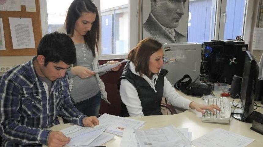 Boz&uuml;y&uuml;k&rsquo;te &Uuml;cretsiz Spor Programlarına B&uuml;y&uuml;k İlgi