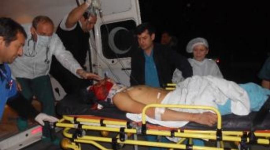 Motosiklet Kazası Kurbanı &Ccedil;ineli Gen&ccedil; S&ouml;ke&rsquo;de Yoğun Bakımda