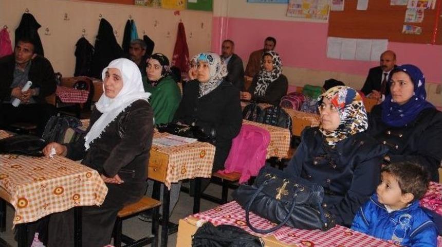 Sokak &Ccedil;ocukları İle İlgili Seminer D&uuml;zenlendi