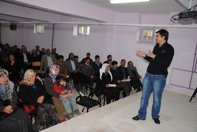 Sokak Çocukları İle İlgili Seminer Düzenlendi