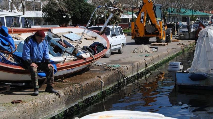 Erdek'te Kayıp &Uuml;&ccedil; Balık&ccedil;ının Bulunması I&ccedil;in 30 Bin Metrekarelik Alan Taranıyor