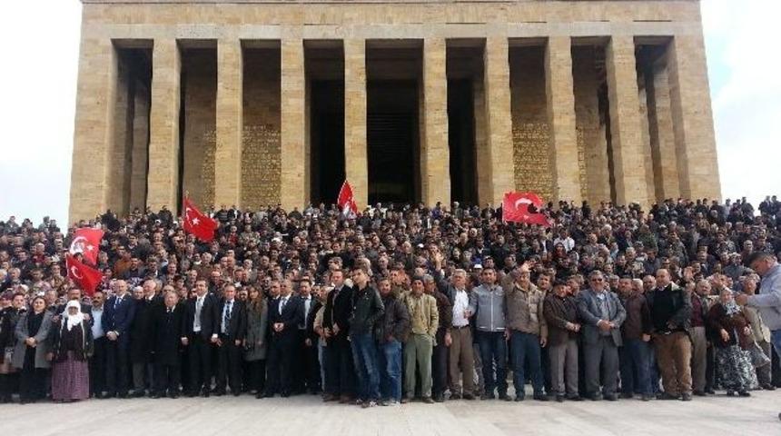 2b Protestocuları Anıtkabir&rsquo;de