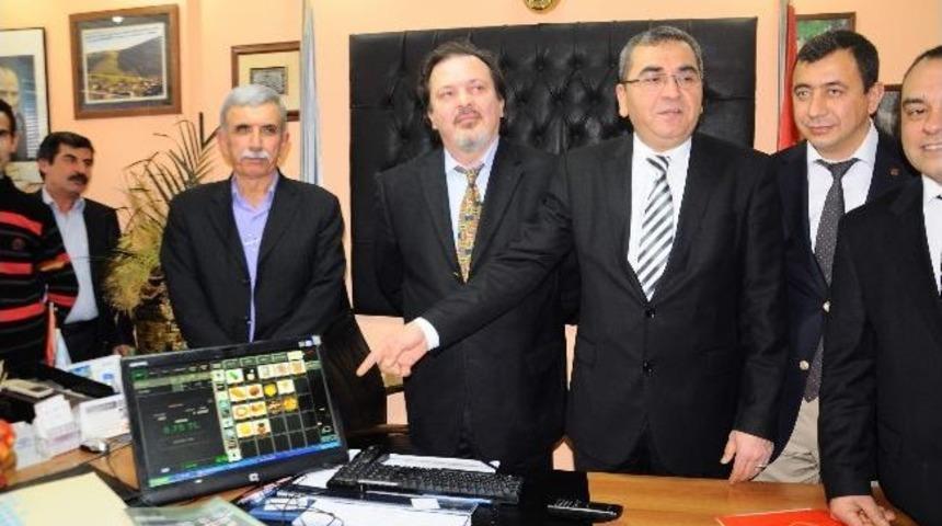 Manisa'da Bakkallara, Barkod Ve Veresiye Kart Sistemi Tanıtıldı