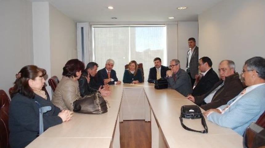 Ak Parti'ye Anlamlı Ziyaret