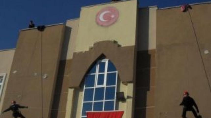 TOKİ İ&Ouml;O'nda yangın ve kurtarma tatbikatı