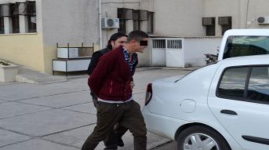 Cep Telefonu Hırsızları Polisten Ka&ccedil;amadı