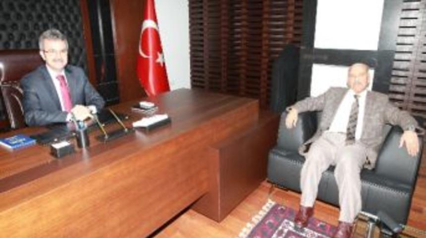 Gebze Kaymakamı'ndan Başkan K&ouml;şker'e Hayırlı Olsun Ziyareti