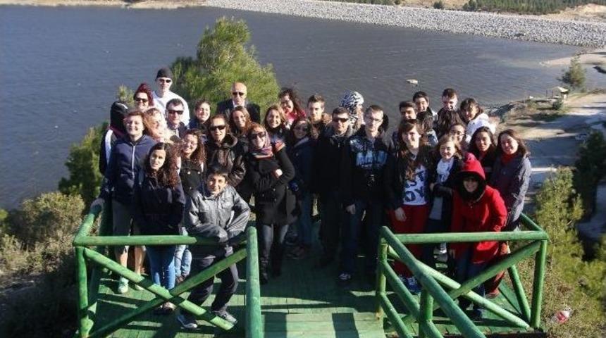 Mehmet Akif Ersoy İlk&ouml;ğretim Okulu Yabancı Konuklarını Ağırlıyor