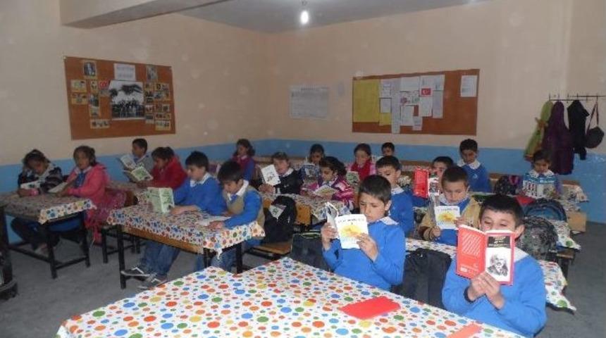 Sincik&rsquo;te &lsquo;bana Bir Masal Anlat Baba&rsquo; Projesi Başladı