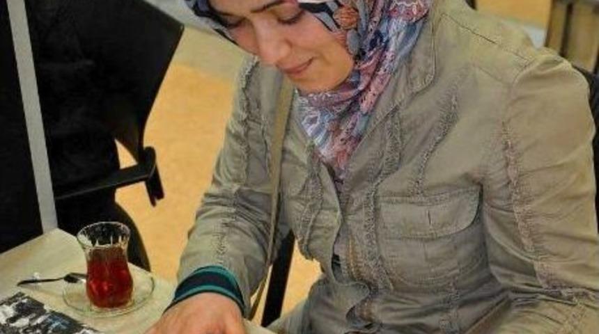 Bu K&uuml;t&uuml;phane 7'den 70'e Hitap Ediyor