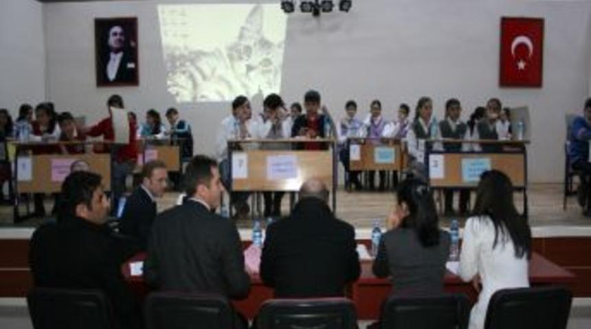 Pasinler&rsquo;de &Ouml;ğrenciler Bilgide Yarıştı