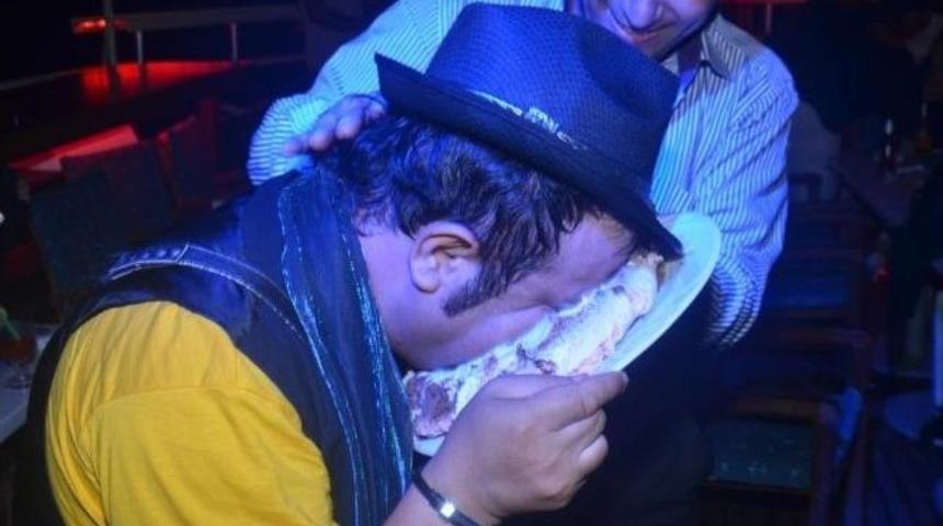 Sanat&ccedil;ıya Pasta Şoku