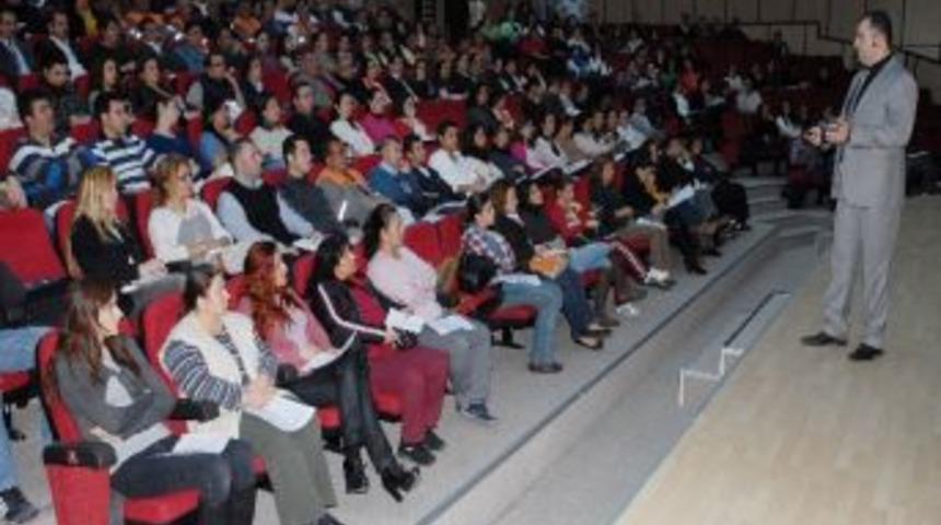 Muratpaşa&rsquo;da Hizmet İ&ccedil;i Eğitimler S&uuml;r&uuml;yor