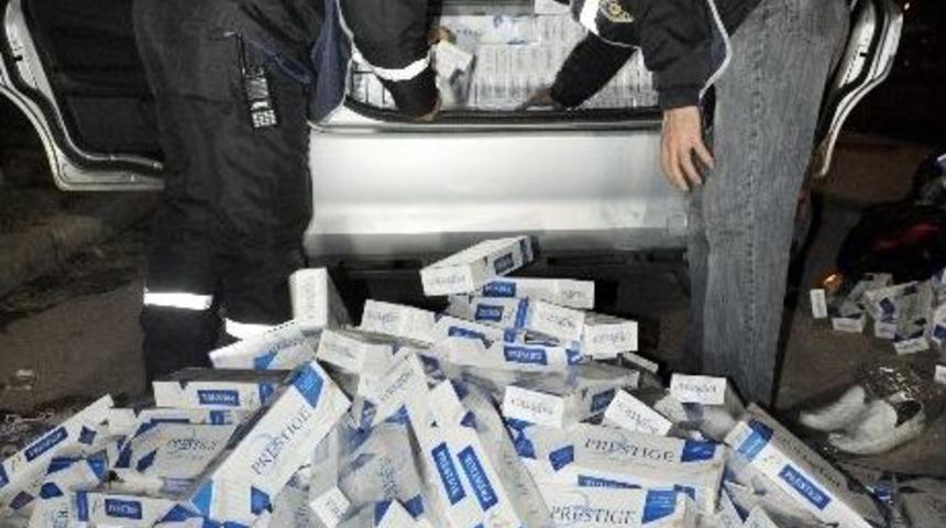 Otomobilden 10 Bin Paket Ka&ccedil;ak Sigara &Ccedil;ıktı