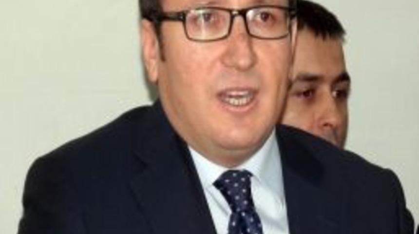 AK Parti'li Akg&uuml;n: Bu &Ccedil;ağda Maddi Sebeplerden Okuyamayan &Ouml;ğrenci Kalmamalı