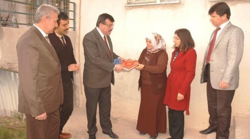 Okul İdaresinden Velilere Ziyaret