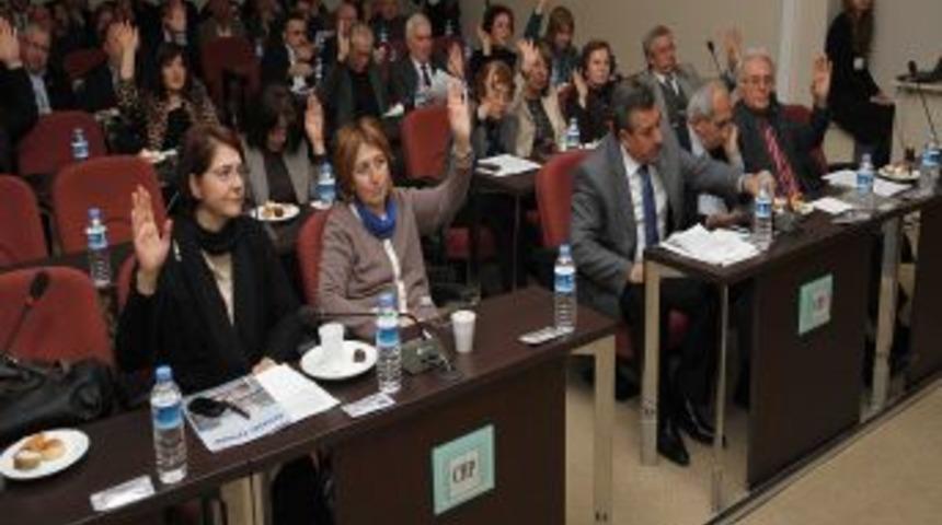 Karşıyaka&rsquo;da Vatandaştan Kaldırım Parası Alınmayacak