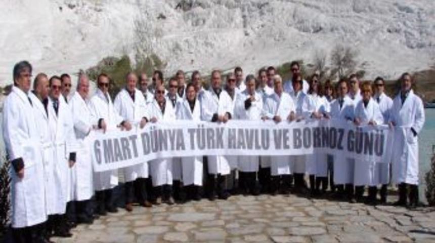 D&uuml;nya T&uuml;rk Havlu Ve Bornoz G&uuml;n&uuml; Pamukkale&rsquo;de Kutlandı