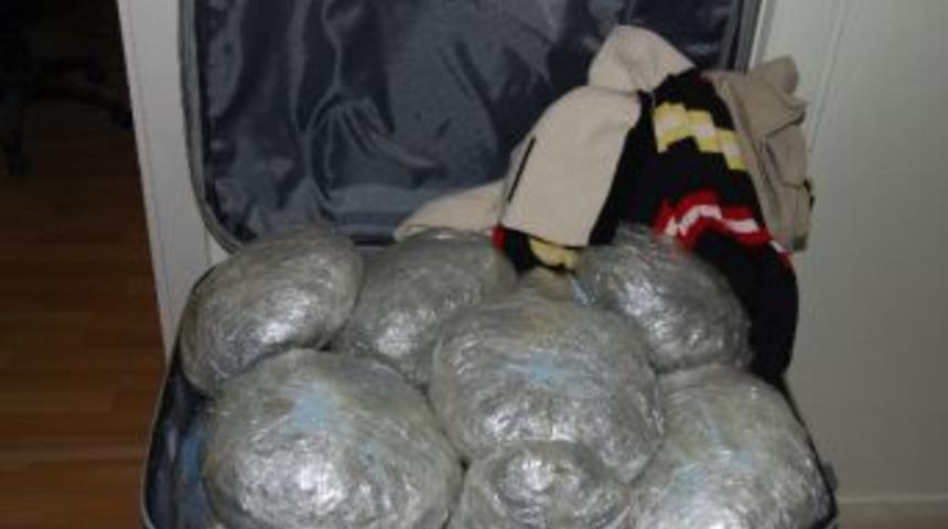 Silifke&rsquo;de 20 Kilo Esrar Ele Ge&ccedil;irildi