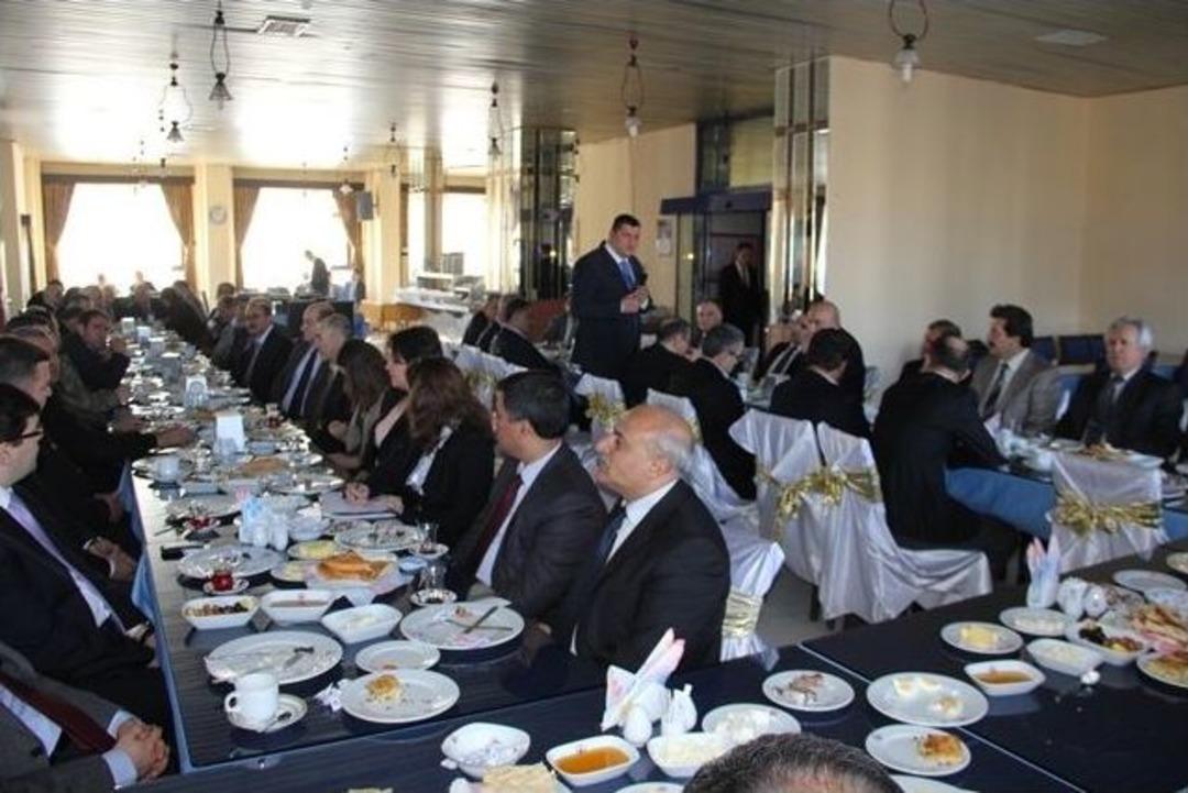 Vali İpek'ten Kurum M&uuml;d&uuml;rlerine &Ouml;nemli Uyarılar