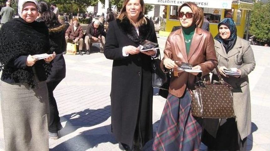 Malatya'da Kadına Şiddete Hayır Broş&uuml;r&uuml; Dağıtıldı