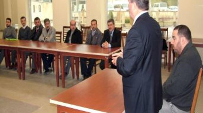 Din G&ouml;revlilerine Ezanı G&uuml;zel Okuma Kursu