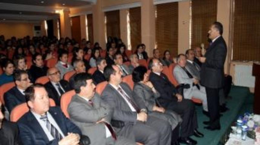 Eğitimci Yazar Kadir Keskin Uşaklı &Ouml;ğrencilerle Buluştu