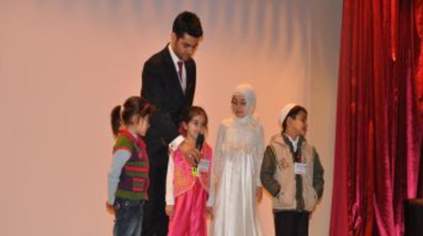 AK&Ccedil;ADER, Sincan'da 'Bir Destandır &Ccedil;anakkale' Konulu Program D&uuml;zenledi