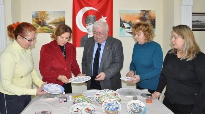 Ak&ccedil;ay Belediyesi&rsquo;nden 10 Ayrı Kurs