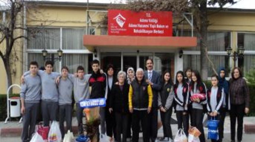 Gen&ccedil; Fatihler Huzurevini Ziyaret Etti