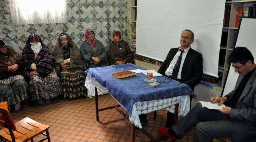 M&uuml;ft&uuml; Civriz:&rdquo;ibadetlerimizi Yerine Getirmeliyiz&rdquo;