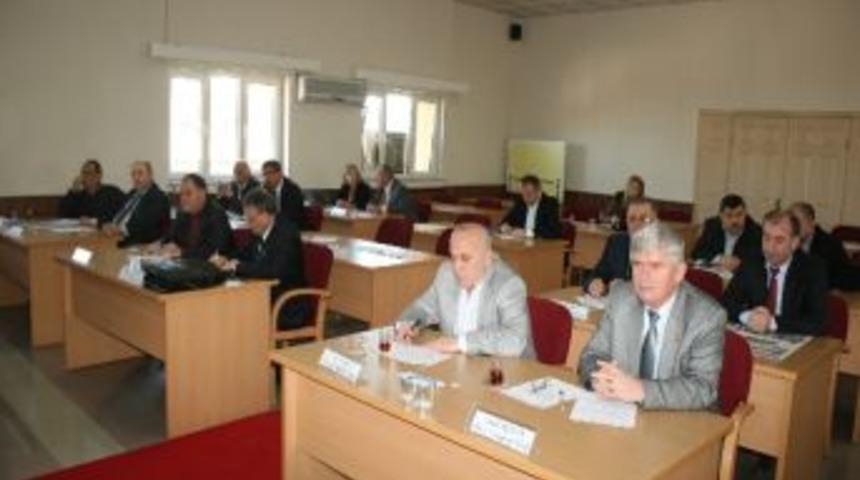 Ak&ccedil;akoca Cumhuriyet İlkokulu'nun Akibeti Ne Olacak