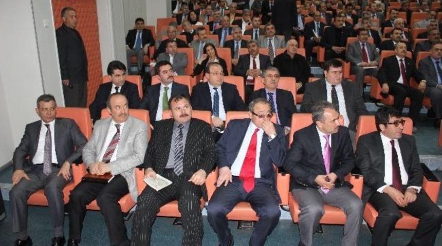 Vali Lekesiz: "tarım Bir Zenginleşme Sekt&ouml;r&uuml;d&uuml;r"