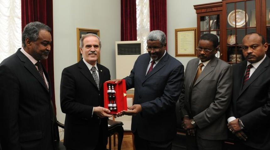 Sudanlı Y&ouml;neticiler: T&uuml;rkiye'den Destek Bekliyoruz