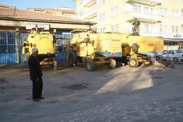 Yerköylü Biçerdöver Sahipleri, Hasat Sezonu İçin Hazırlıklara Başladı