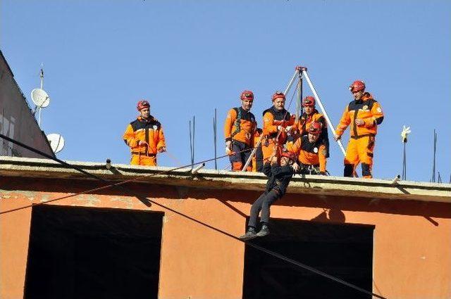 Akşehir’de Depremden Korunma Yolları Anlatıldı