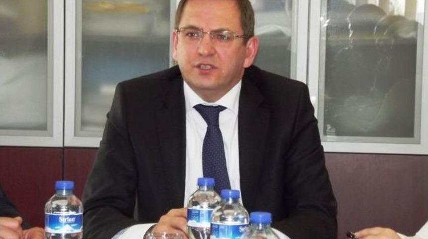 K&uuml;&ccedil;&uuml;kk&ouml;y Belediyesi Meclisi Toplandı