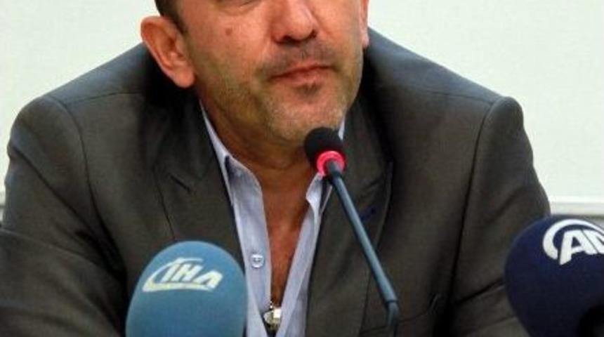 &Ouml;zdilek, "beşiktaş Benim İ&ccedil;in Ayrı Bir Duygudur"