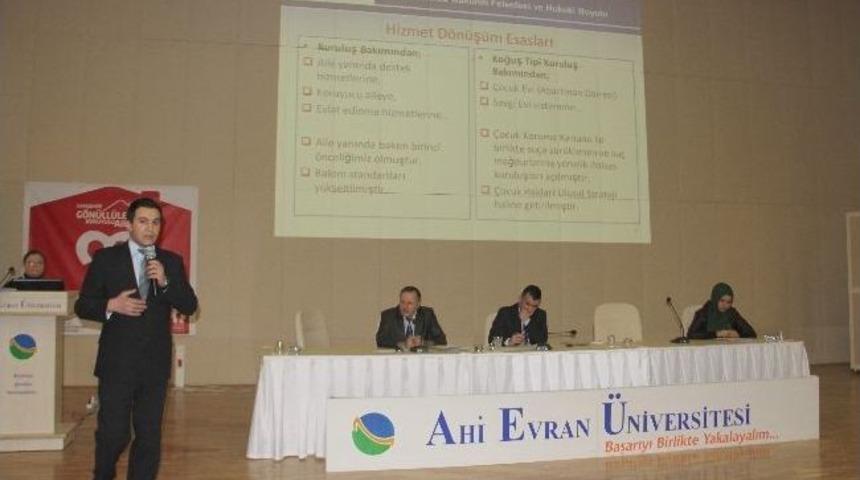 Aeü’de “gönül Elçileri” Öğrencilere Tanıtıldı