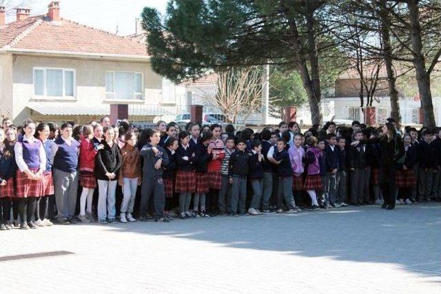 Yenişehir İtfaiyesinden Öğrencilere Yangın Dersi