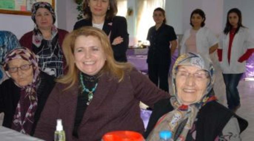 Balkanlıoğlu: Yaşlılar Sadece &Ouml;zel G&uuml;nlerde Hatırlanmamalı