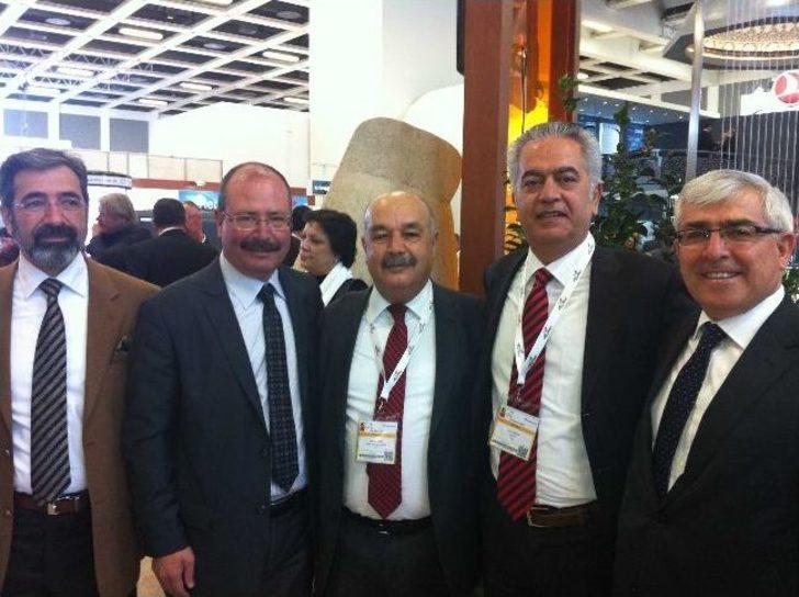 Berlin’de Kuşadası Standına Yoğun İlgi G3