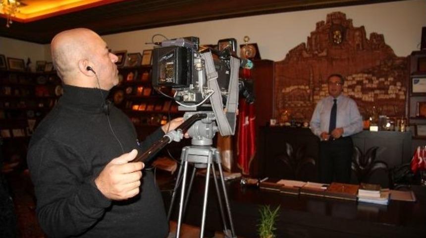 &Uuml;nver, Tgrt Belgesel&rsquo;de Nevşehir&rsquo;i Tanıttı