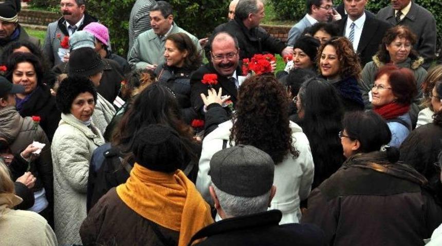 Kuşadası&rsquo;nda Kadınlar G&uuml;n&uuml; Kutlamaları 2 G&uuml;n S&uuml;recek