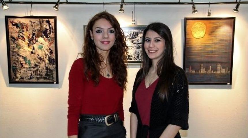 D&uuml;nya Kadınlar G&uuml;n&uuml;&rsquo;nde D&uuml;şler Ve Kadın Sergisi